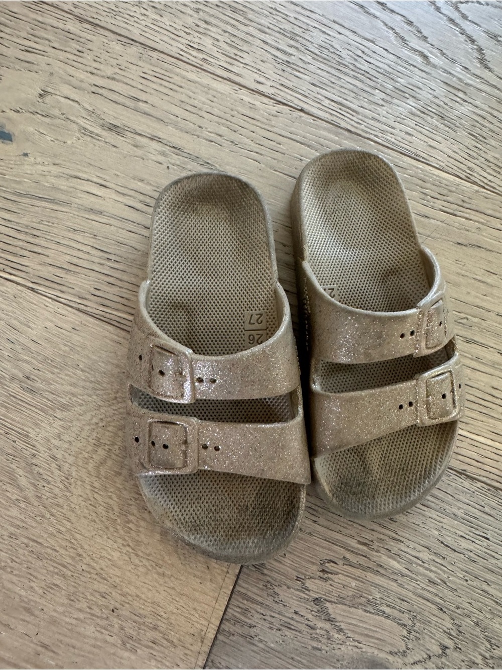Freedom Moses Girls Slide Sandal Gold Glitter Size 26/27 US 10-10.5